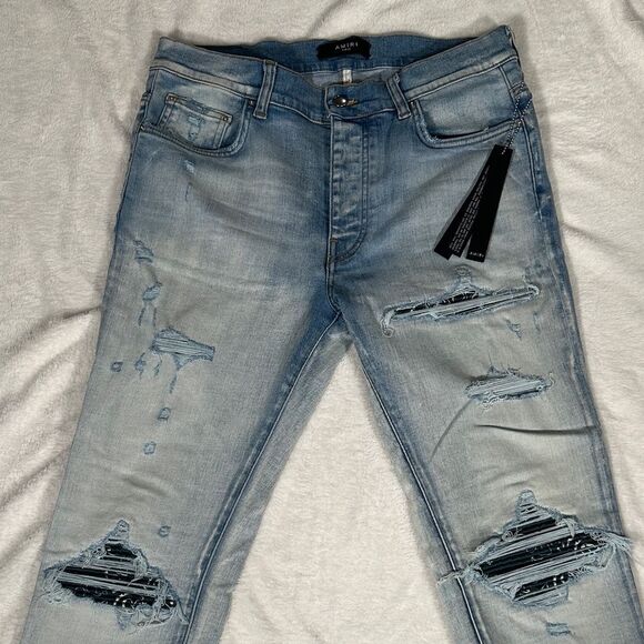 NWT! Amiri Bandana MX1 Jean in light indigo! - Picture 1 of 8
